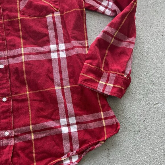 UG Apparel OU Women’s Plaid Flannel Shirt Sz Large red Preppy Iowa State Logo - Picture 8 of 9